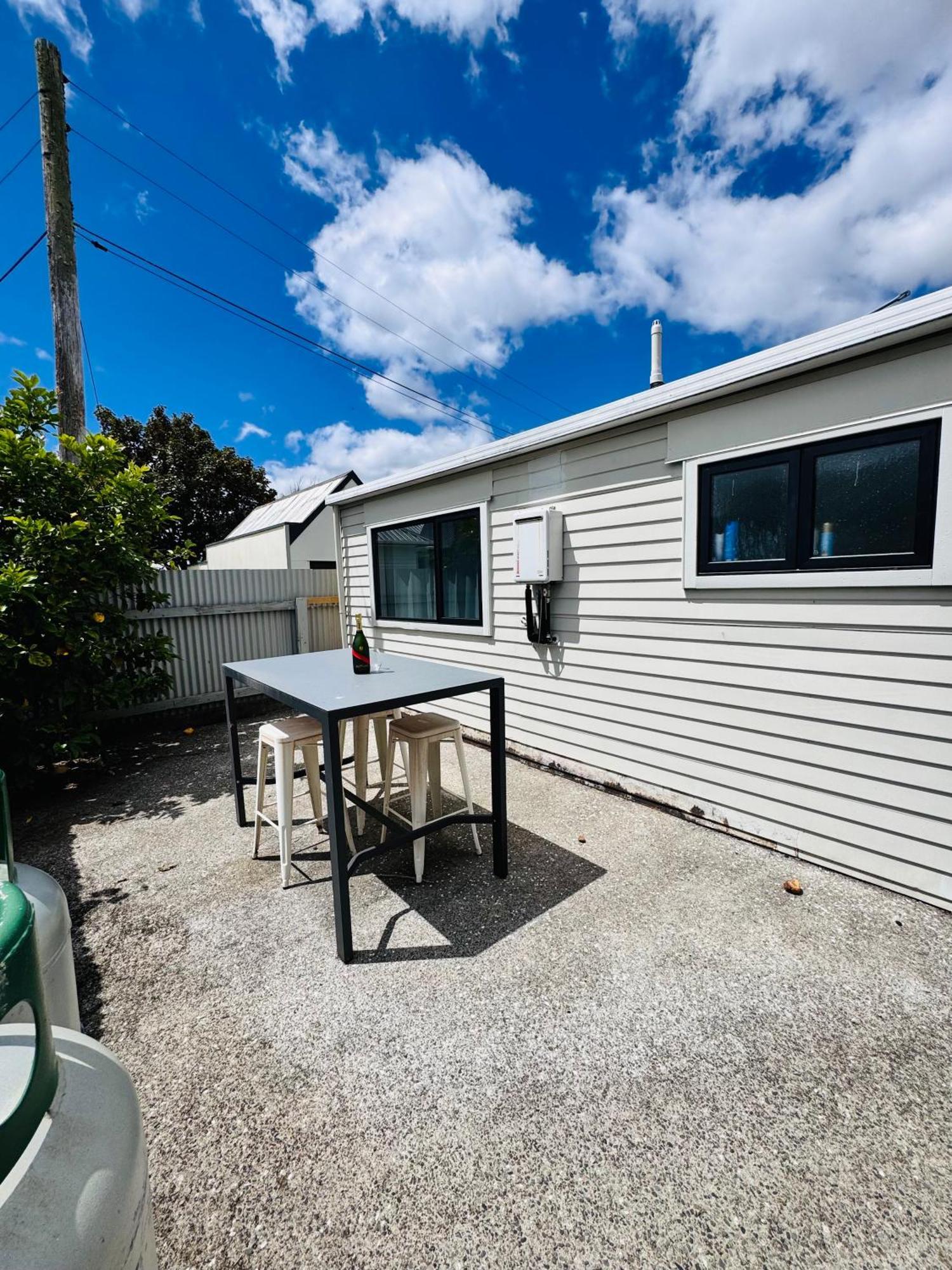 Holiday home Modern 1 Bedroom *